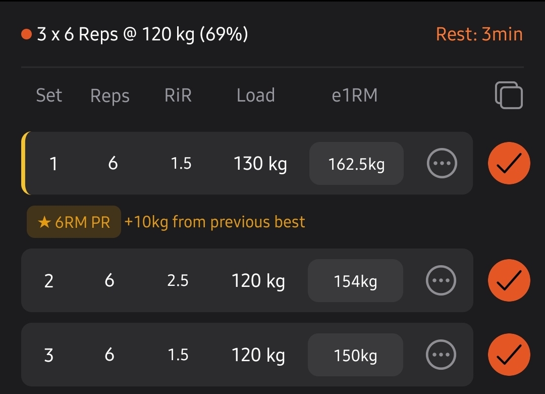 Training app PR log with 6RM PR badge